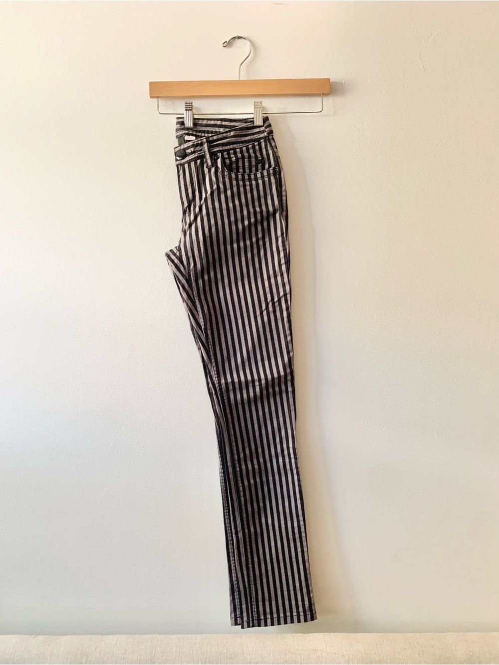 NEW H&M Y2K Striped Gray and Black Low-Rise Skinny Jeans